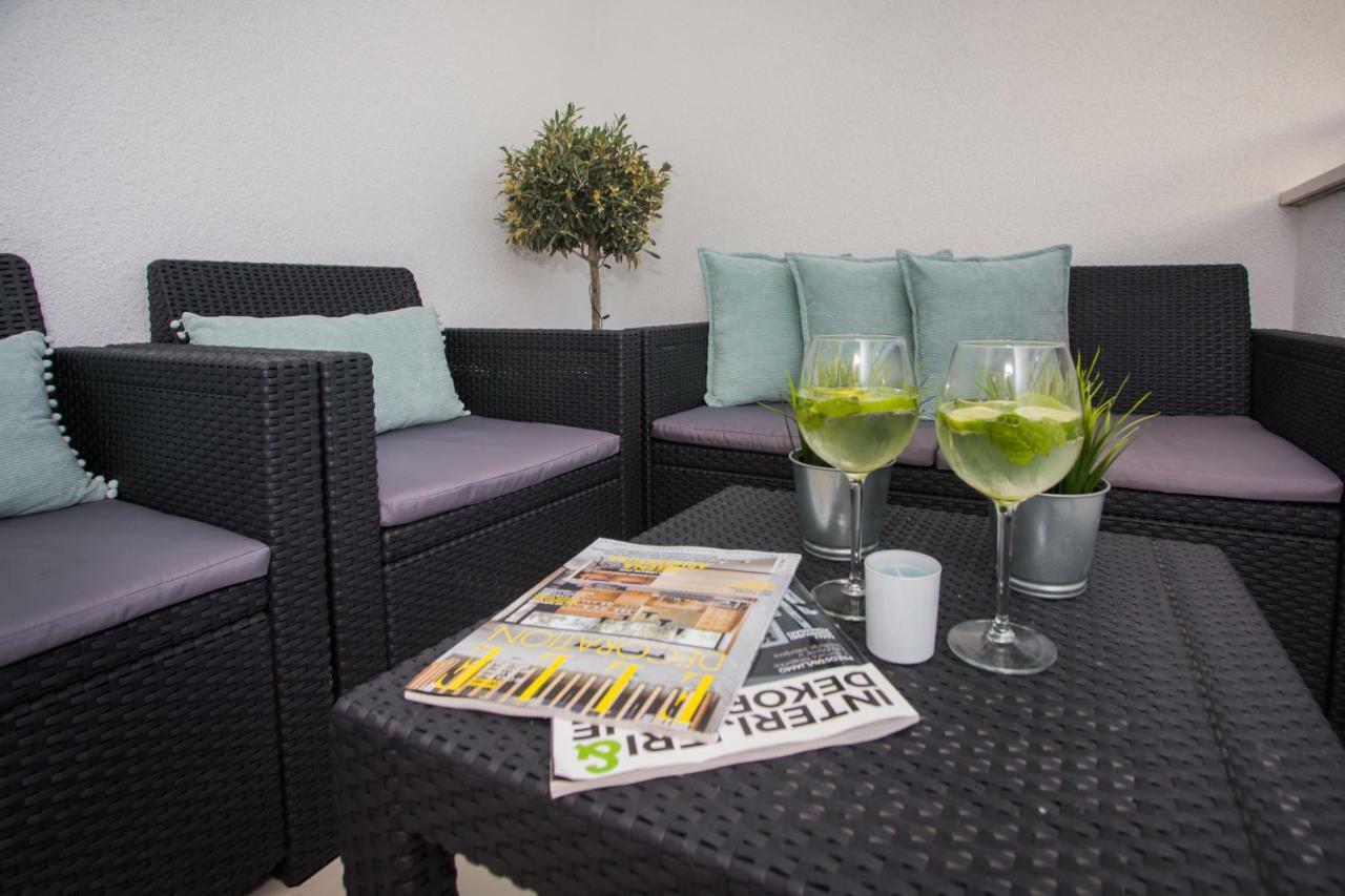 Apartment Luni Primošten Εξωτερικό φωτογραφία