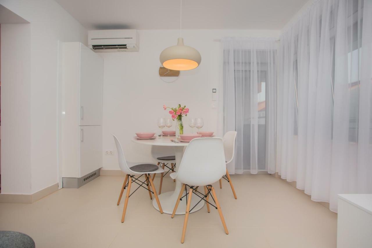 Apartment Luni Primošten Εξωτερικό φωτογραφία