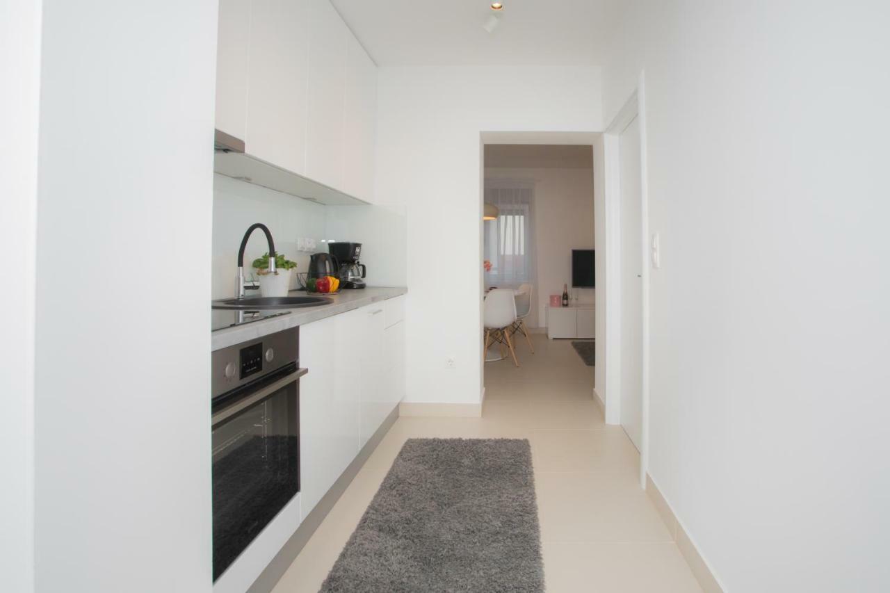 Apartment Luni Primošten Εξωτερικό φωτογραφία